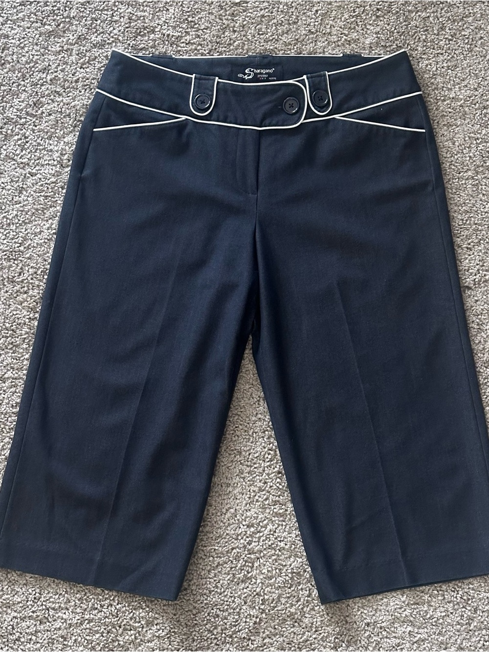 Sharagano Navy Capri Pants with White Piping Trim Sizs 10P
